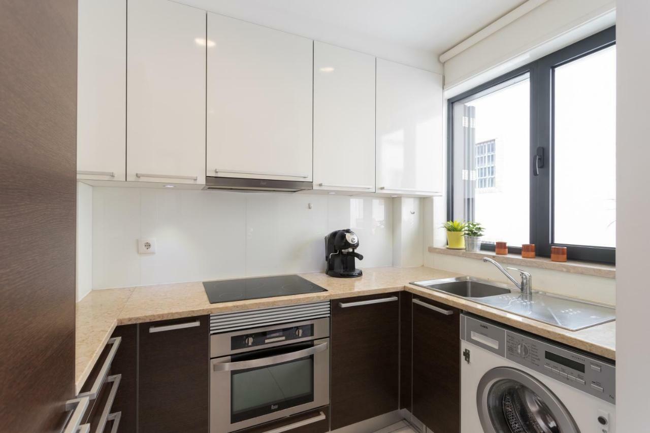 Rossio Penthouse Three-Bedroom Apartment W/ River View And Parking - By Lu Holidays Lisbon Exterior photo
